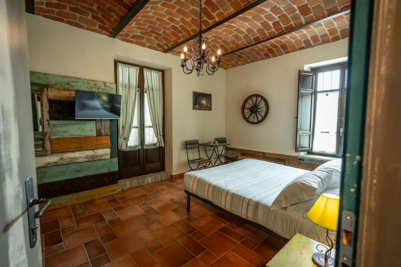 Bed and Breakfast Gilda E I Suoi Amici Neive Zewnętrze zdjęcie