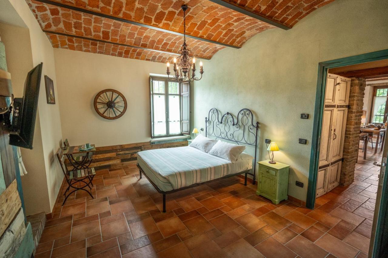 Bed and Breakfast Gilda E I Suoi Amici Neive Zewnętrze zdjęcie