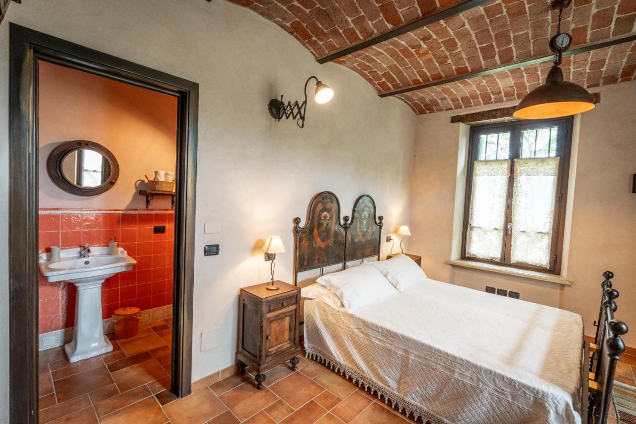Bed and Breakfast Gilda E I Suoi Amici Neive Zewnętrze zdjęcie